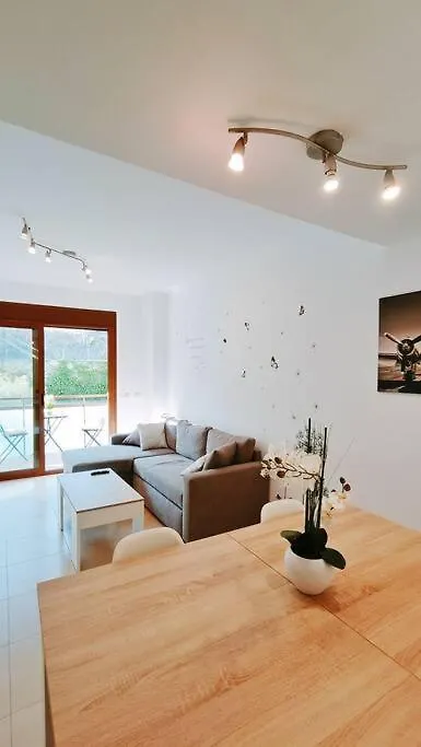 Apartamento La Brisa Para 4, Con Piscina Y Parking Apartment Lloret de Mar