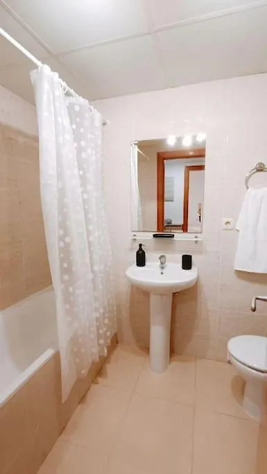 Apartamento La Brisa Para 4, Con Piscina Y Parking Apartment Lloret de Mar