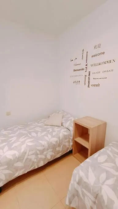 Apartamento La Brisa Para 4, Con Piscina Y Parking Apartment Lloret de Mar