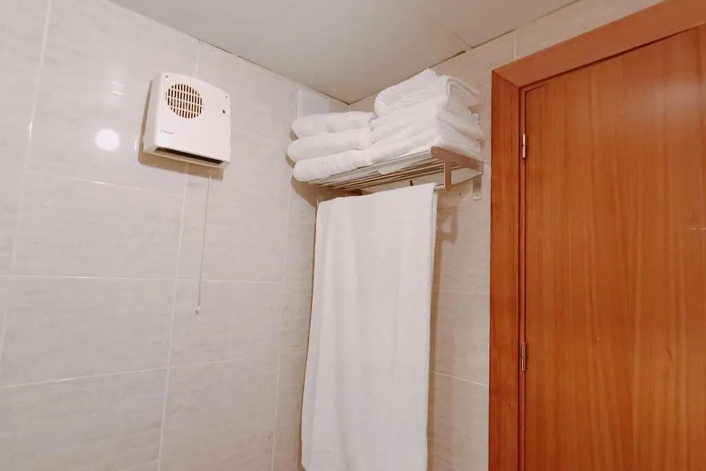 Apartamento La Brisa Para 4, Con Piscina Y Parking Apartment Lloret de Mar Spain